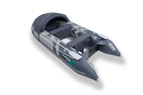 Ponton Gladiator Active C330 AL jasny/ciemnoszary z markizą – widok 3/4 od rufy.