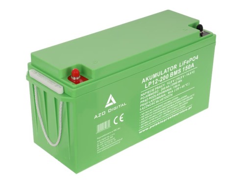 Akumulator AZO Digital LiFePO4 12V 200Ah (LP12-200) — BMS 150A, Bluetooth, mata grzewcza, widok z lewego skosa od przodu