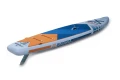 sup touring Gladiator Elite 12.6LT Light – ujęcie pod kątem z boku, deckpad i statecznik