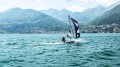 MiniCat 420 Laura Dekker – szybki hals przy górzystym brzegu (catamaran 420).