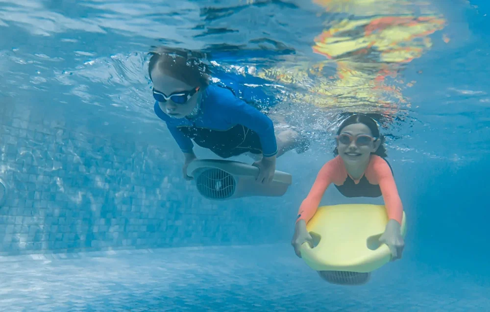 lekka deska elektryczna Asiwo Mako do pływania i snorkelingu