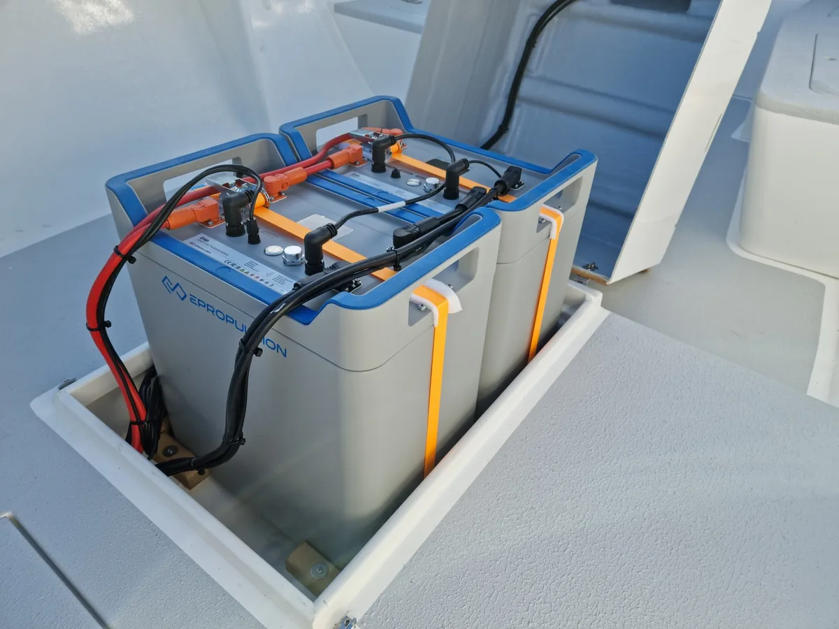 Baterie ePropulsion E-Series E163 48V – konfiguracja równoległa (ten sam model), rozbudowa systemu 48V Navy/EVO