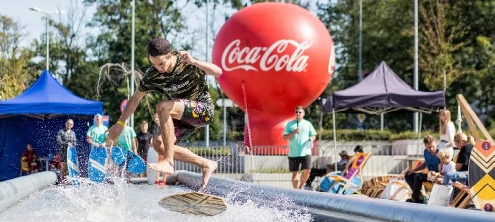 Skimboarding – jak zacząć i jak wybrać deskę skimboard (poradnik)